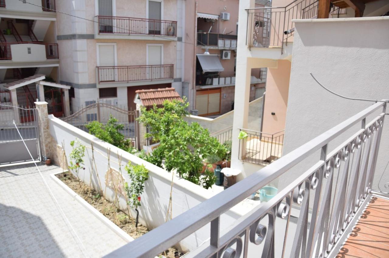 Casa Di Marco2 Apartment Каноса ди Пулия Екстериор снимка